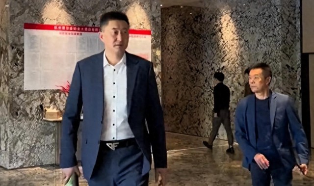 开云体育下载-广东战前3大消息！杜锋被约谈，萨林杰留队反转太意外